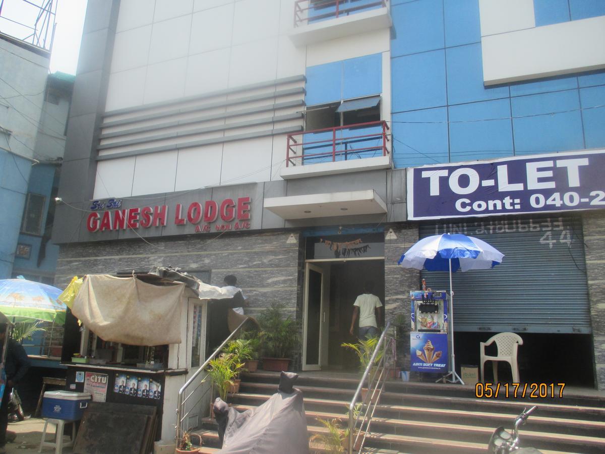 Sri Sai Ganesh Lodge Hyderabad Ngoại thất bức ảnh