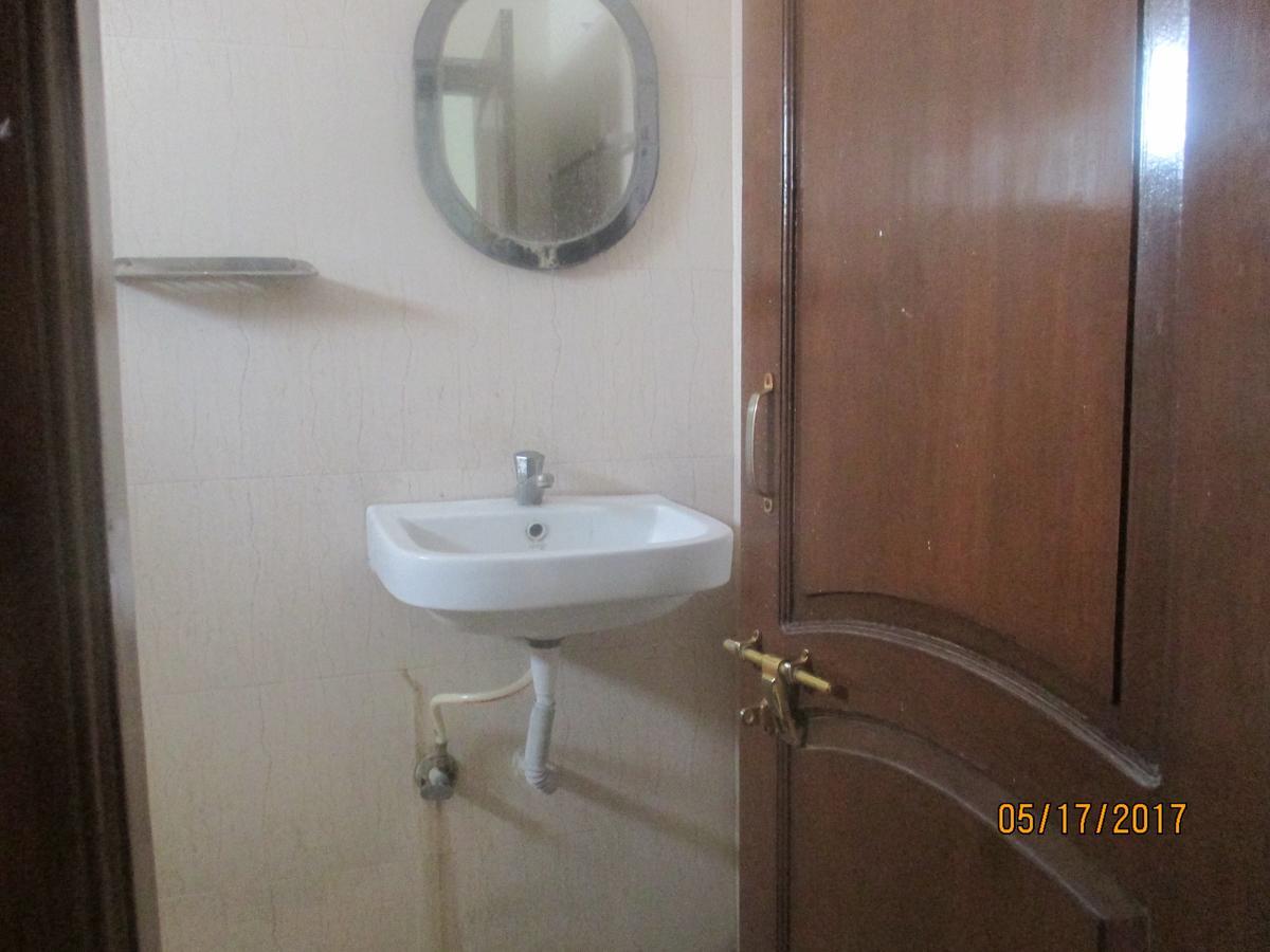 Sri Sai Ganesh Lodge Hyderabad Ngoại thất bức ảnh