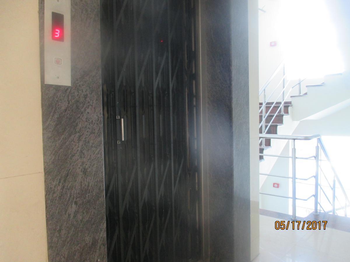 Sri Sai Ganesh Lodge Hyderabad Ngoại thất bức ảnh